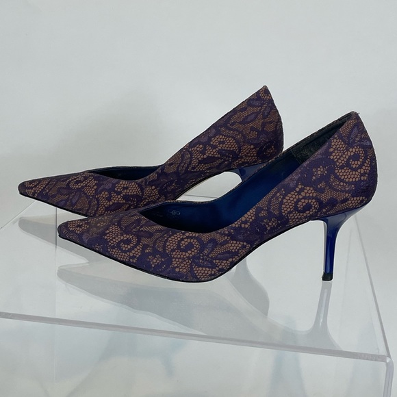 PURPLE LACE PUMP - Picture 4 of 6